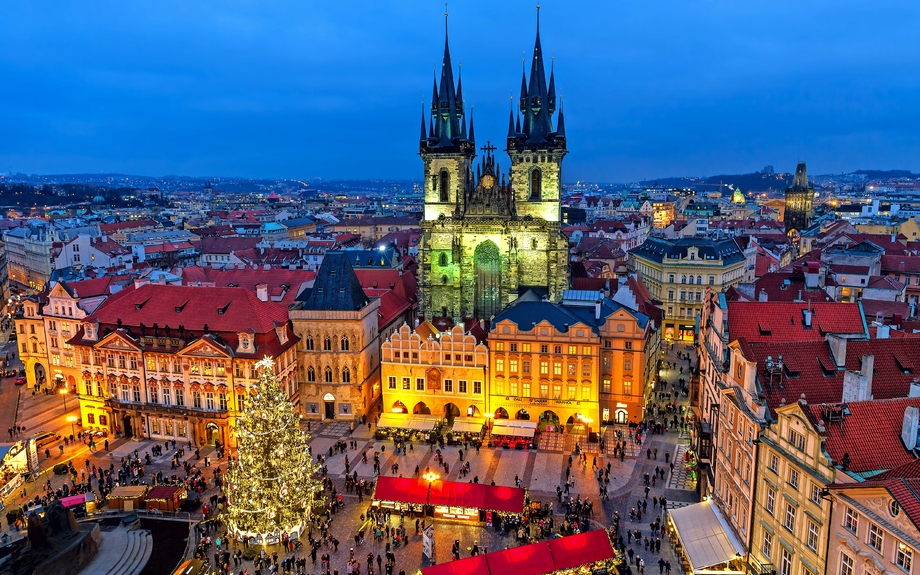 Altstädter Ring in Prag in der Weihnachtszeit