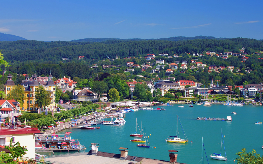 Blick über Velden am Wörthersee