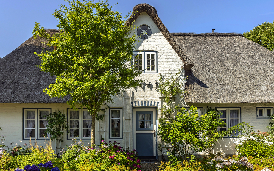 Friesenhaus mit Reetdach