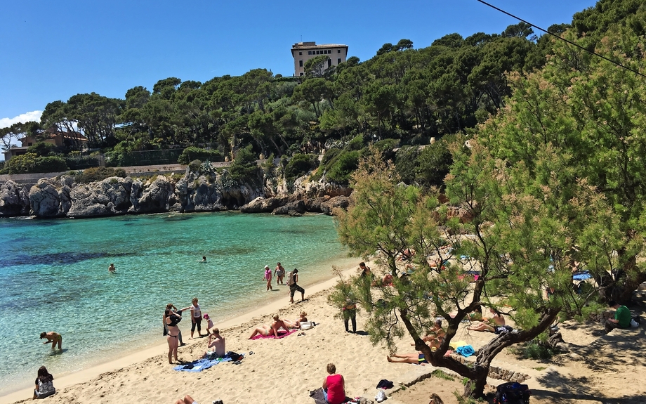 Strand an der Cala Gat