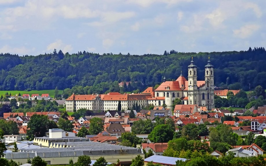 Stadtansicht mit Klosterkirche von Ottobeuren