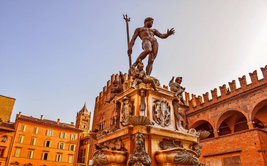 Quadrat Piazza Del Nettuno in Bologna,Italien