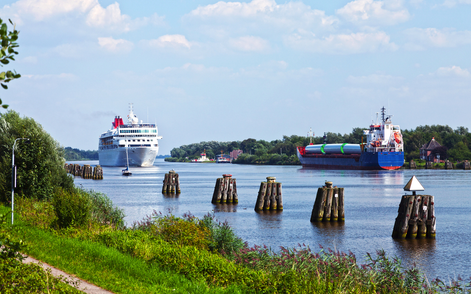 Schiffe auf dem Nord-Ostsee-Kanal