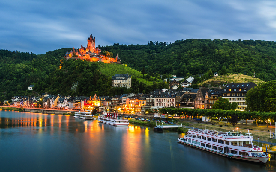 Reichsburg Cochem in der rheinland-pfälzischen Stadt Cochem an der Mosel, Deutschland