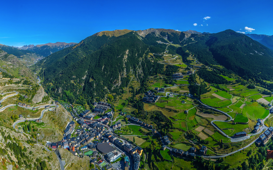 Statue am Aussichtspunkt Roc del Quer in Andorra