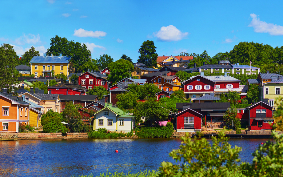 Panorma der historischen Stadt Porvoo in Finnland