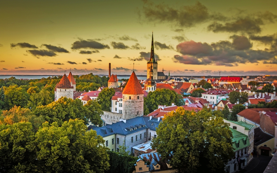 Tallinn im Sonnenuntergang