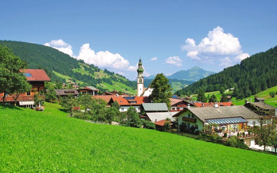 der malerische Urlaubsort Oberau in der Wildschönau