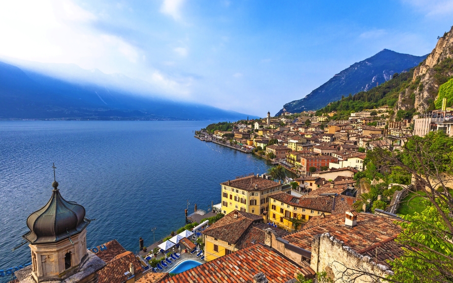 Limone sul Garda in der Lombardei am Gardasee, Italien