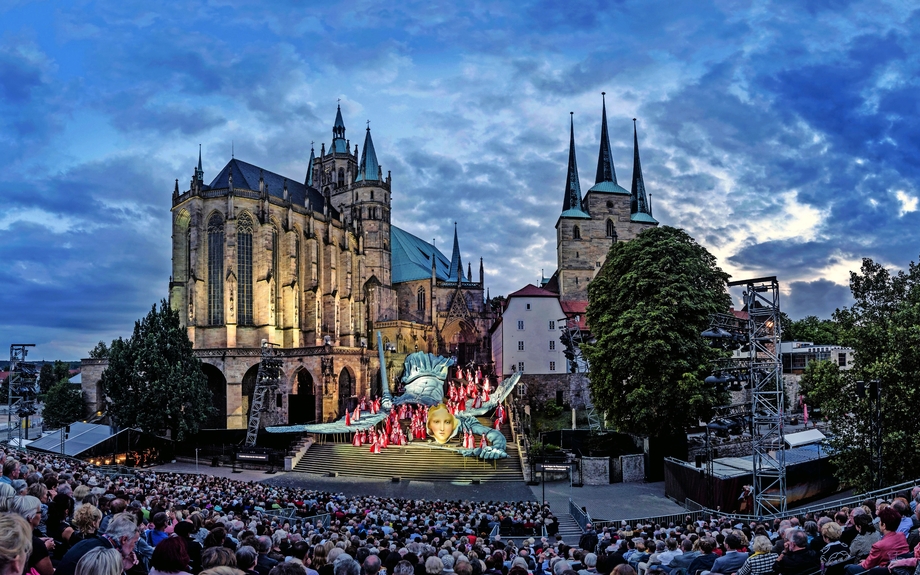 Domstufenfestspiele