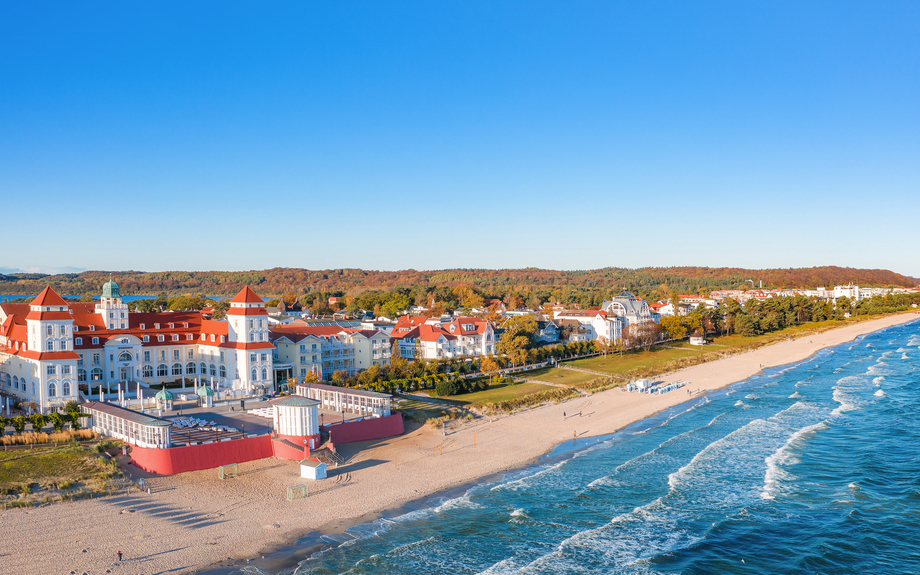 Kurhaus des Ostseebades Binz auf der Insel Rügen