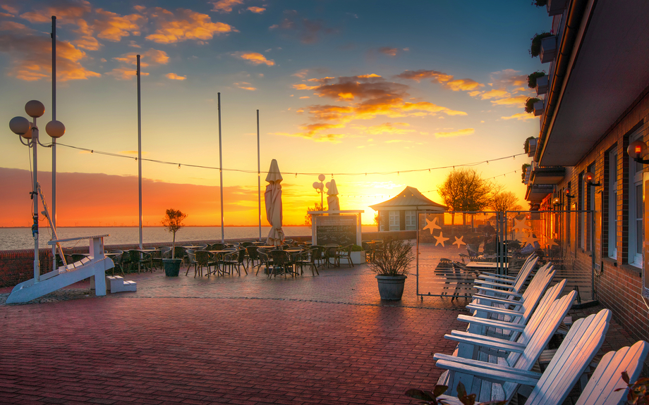 Südstrand Wilhelmshaven im Sonnenuntergang