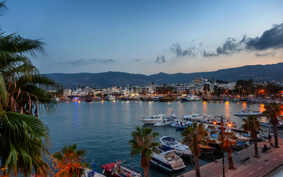 Blick auf Kos Stadt, Yachthafen