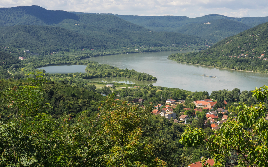 Esztergom und das Donauknie