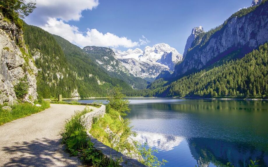 Blick vom Gosausee auf den Dachstein