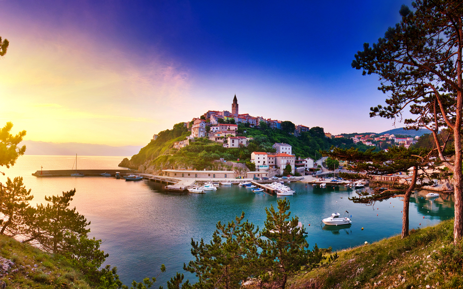 Vrbnik auf der Insel Krk in der Kvarner Bucht, Kroatien