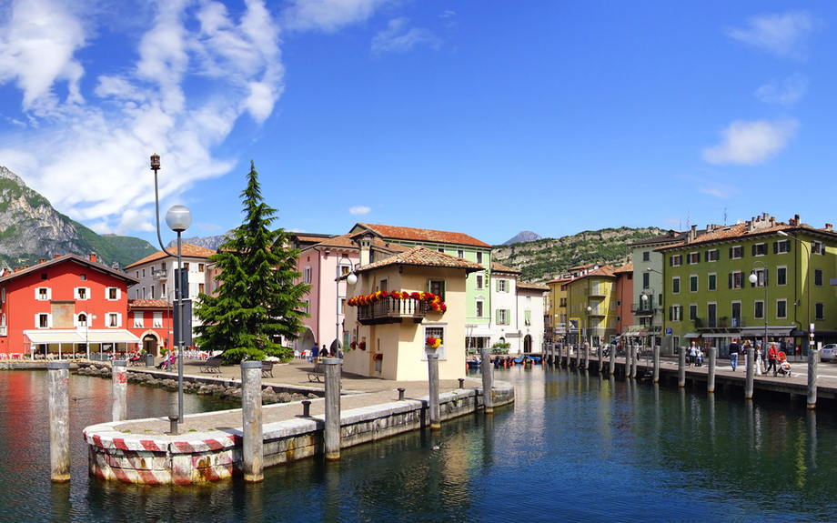 Torbole in der Provinz Trentino am Gardasee, Italien