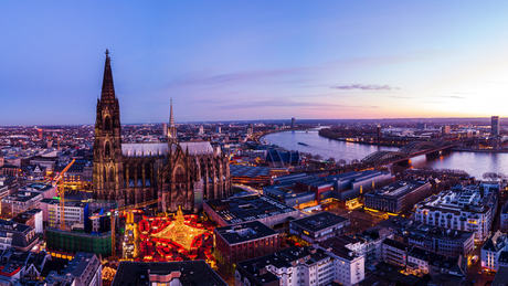 Weihnachtsmarkt am Kölner Dom