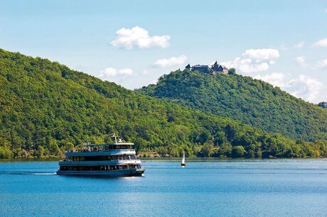 Edersee mit Schloss Waldeck