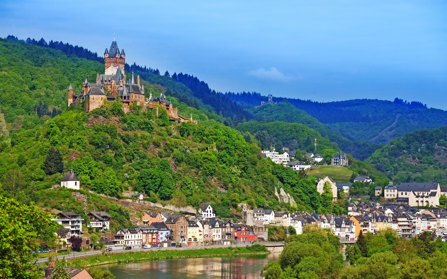 Panorama von Cochem mit Kaiserburg